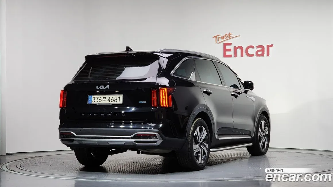 Kia Sorento — фото 6