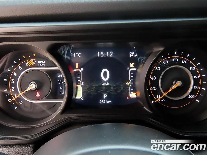 Jeep Wrangler 2025 из KR, фото 7