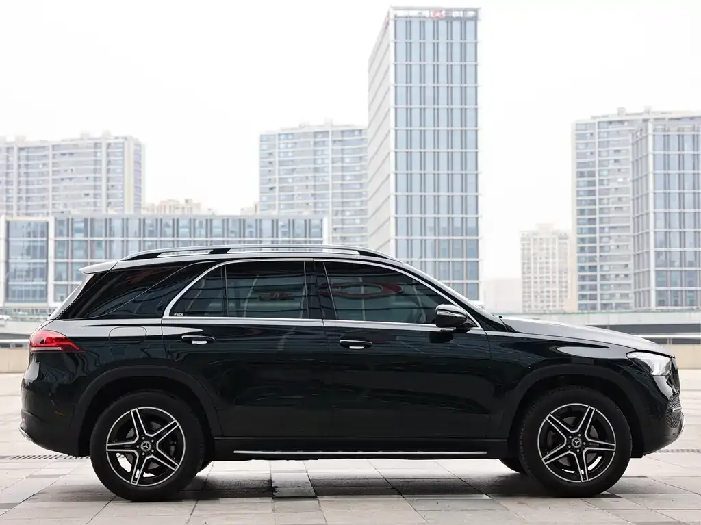 Mercedes-Benz GLE — фото 9