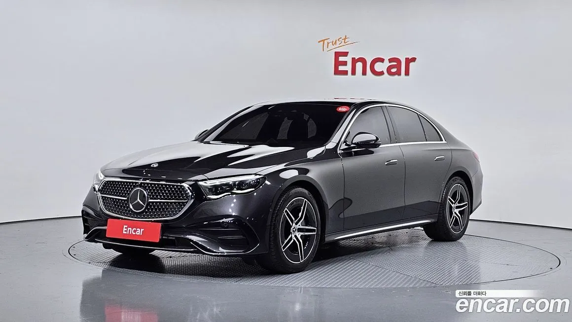 Mercedes-Benz E-Class — фото 1