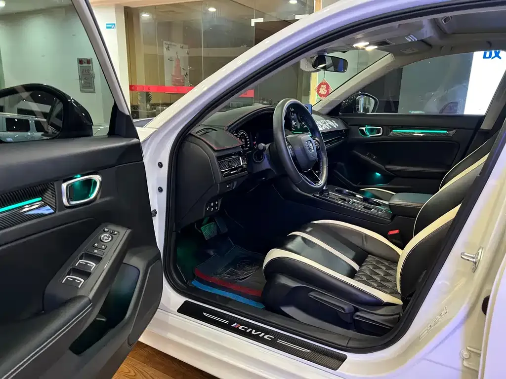 Honda Civic — фото 4