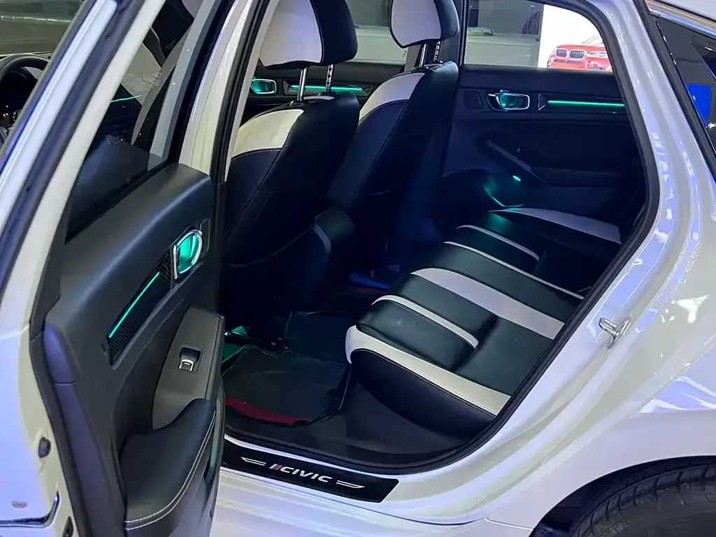 Honda Civic — фото 6