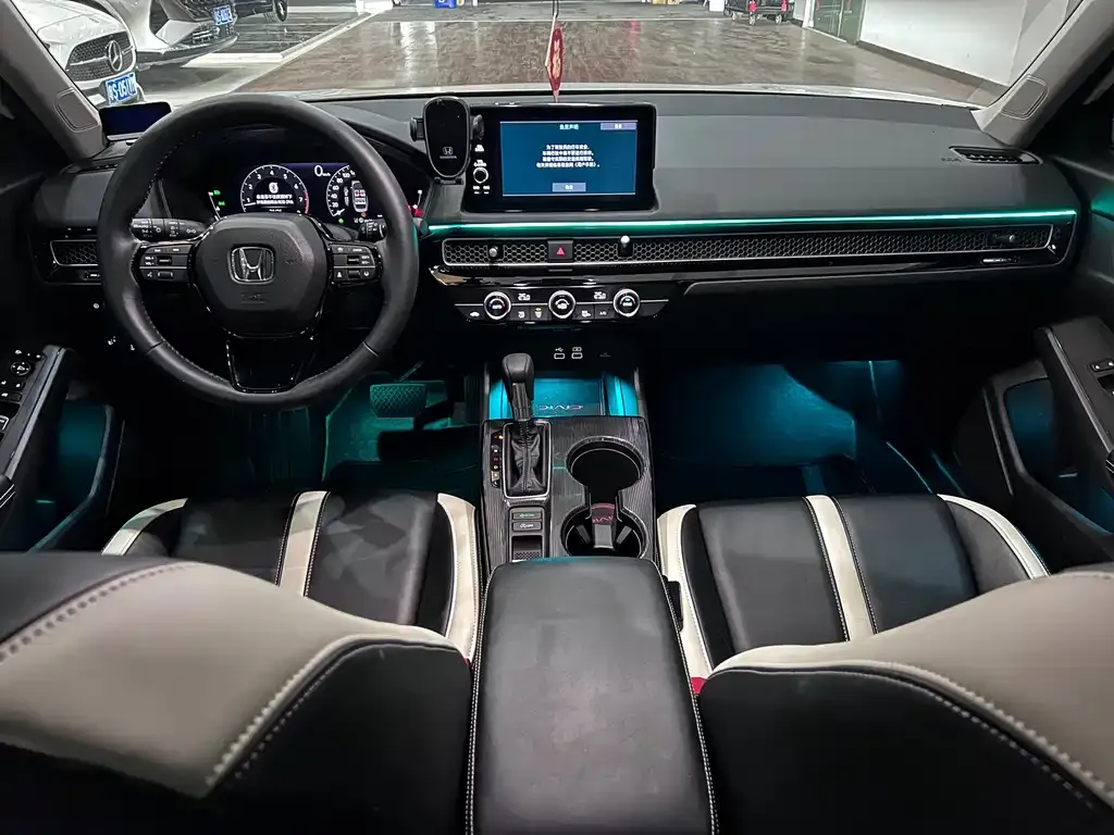 Honda Civic — фото 5