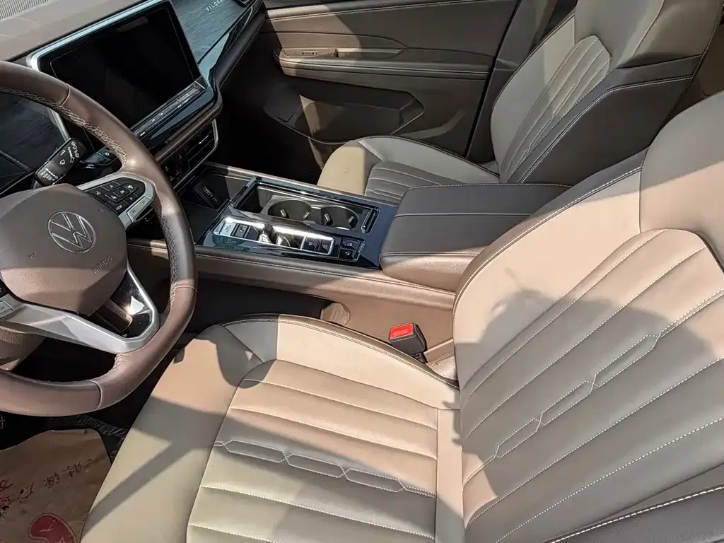 Volkswagen Viloran 2023 из CN, фото 6