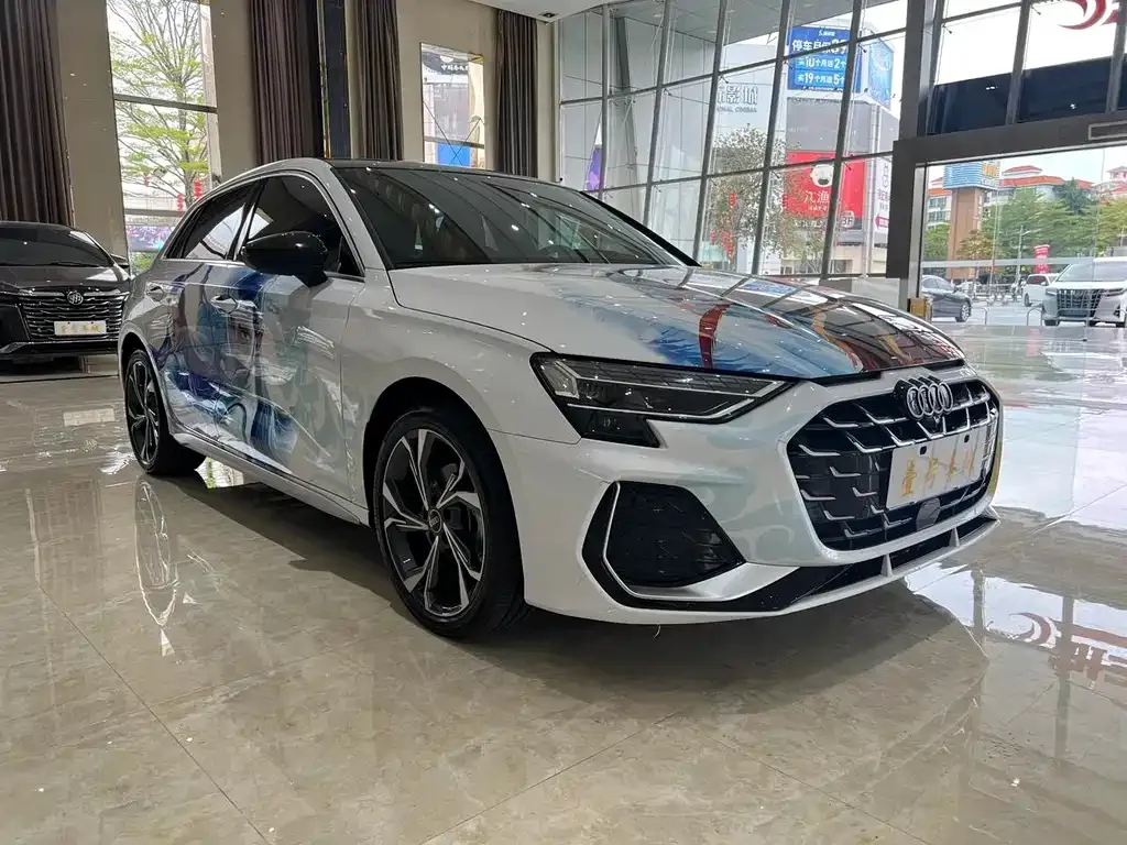 Audi A3 2025 из CN, фото 3