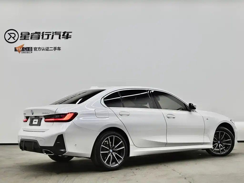 BMW 3 Series 2024 из CN, фото 2