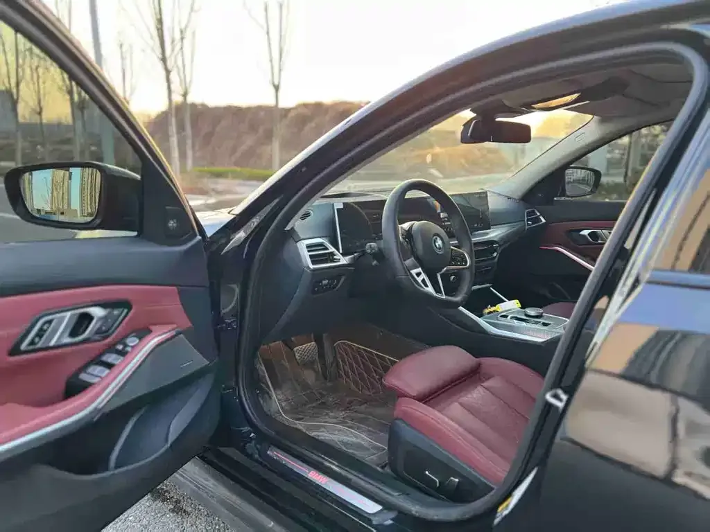 BMW i3 2024 из CN, фото 3