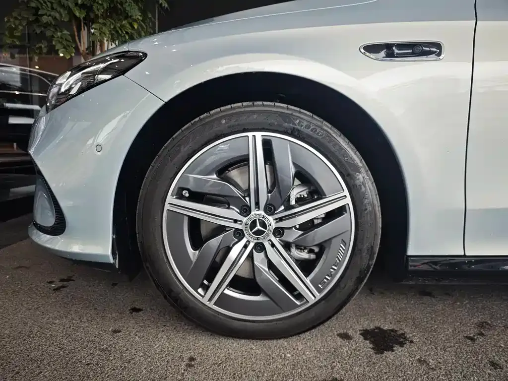 Mercedes-Benz CLA PHEV 2025 из CN, фото 9