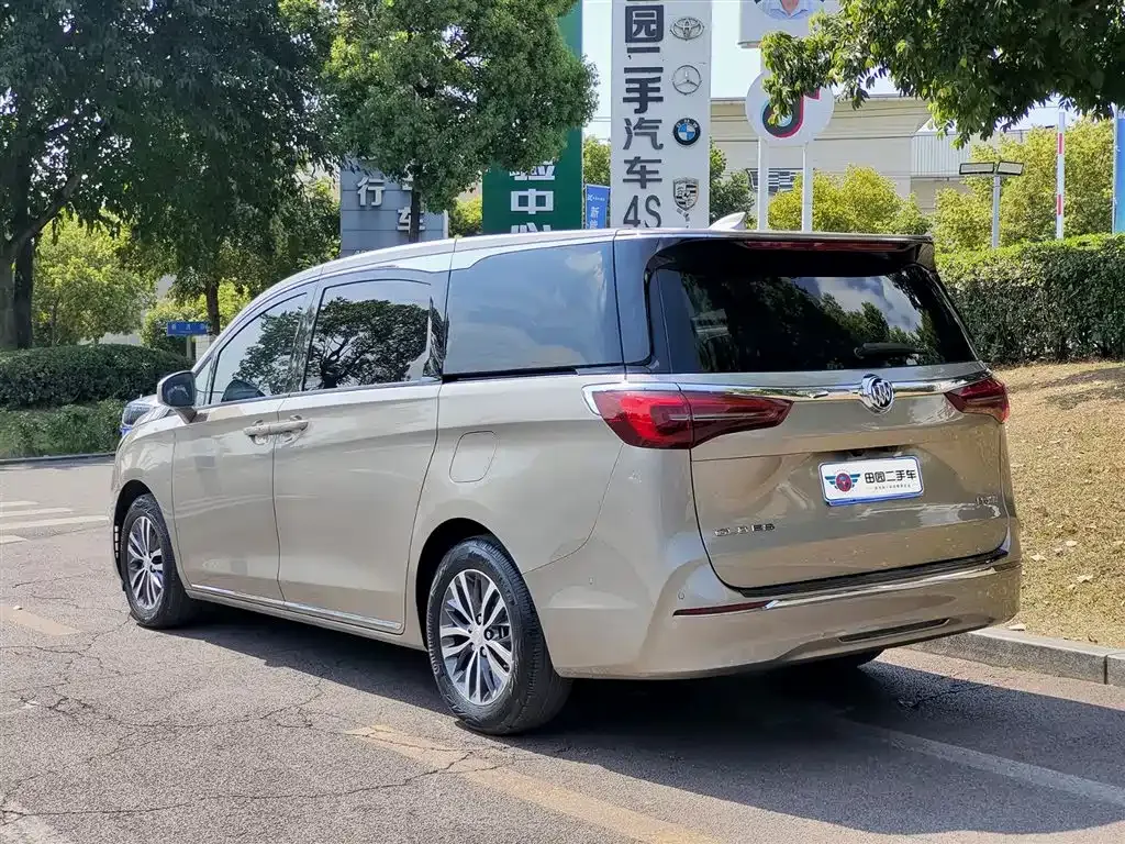 Buick GL8 2023 из CN, фото 6