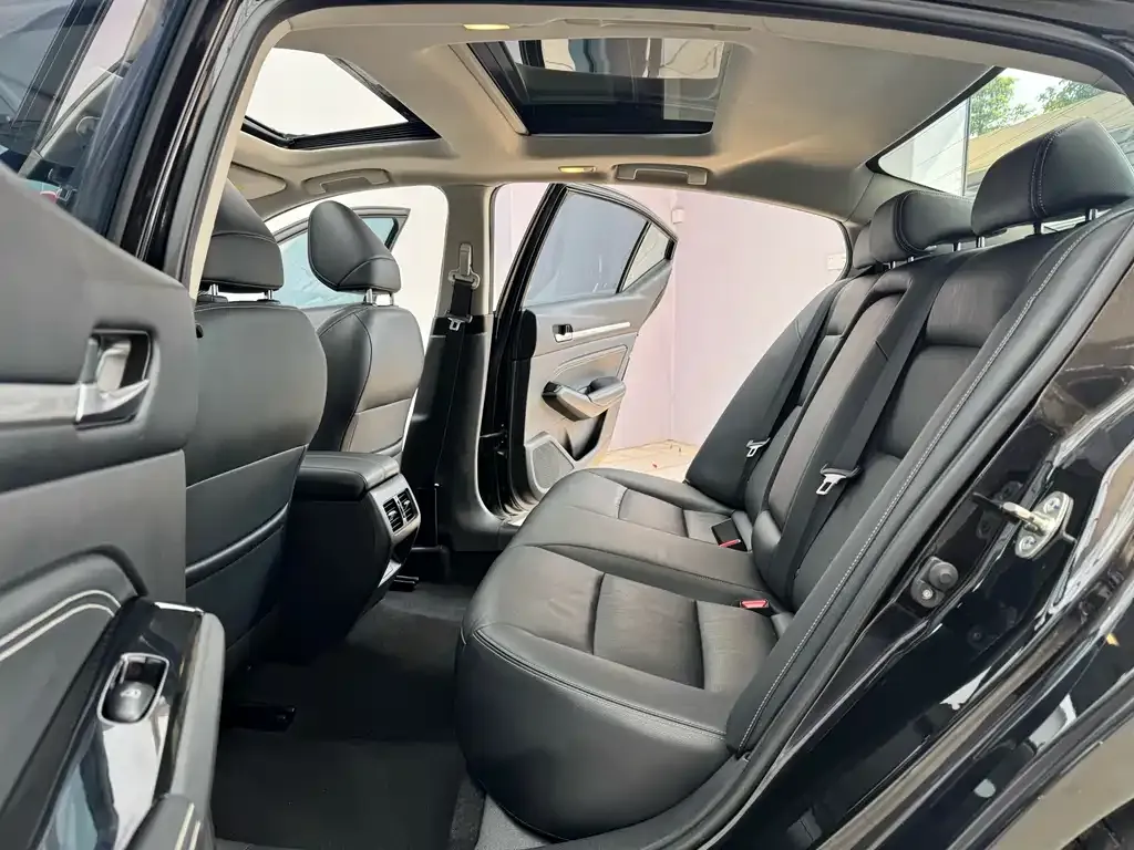 Nissan Teana 2023 из CN, фото 9