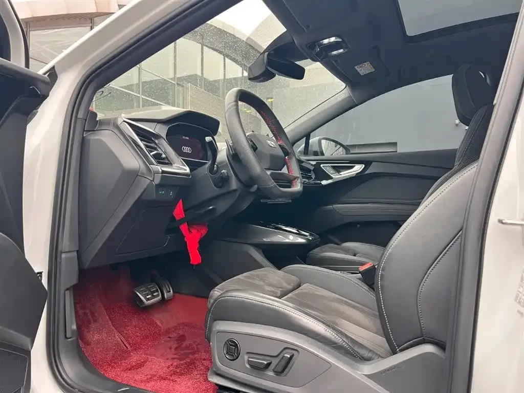 Audi Q4 e-tron 2023 из CN, фото 5