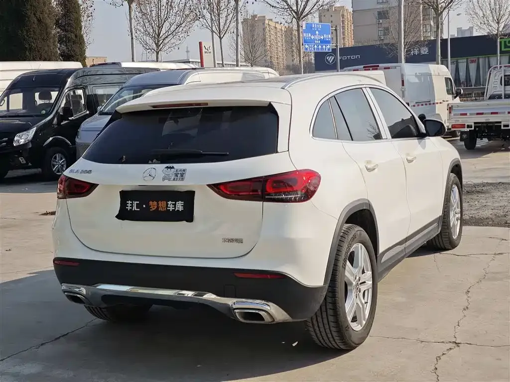 Mercedes-Benz GLA — фото 10