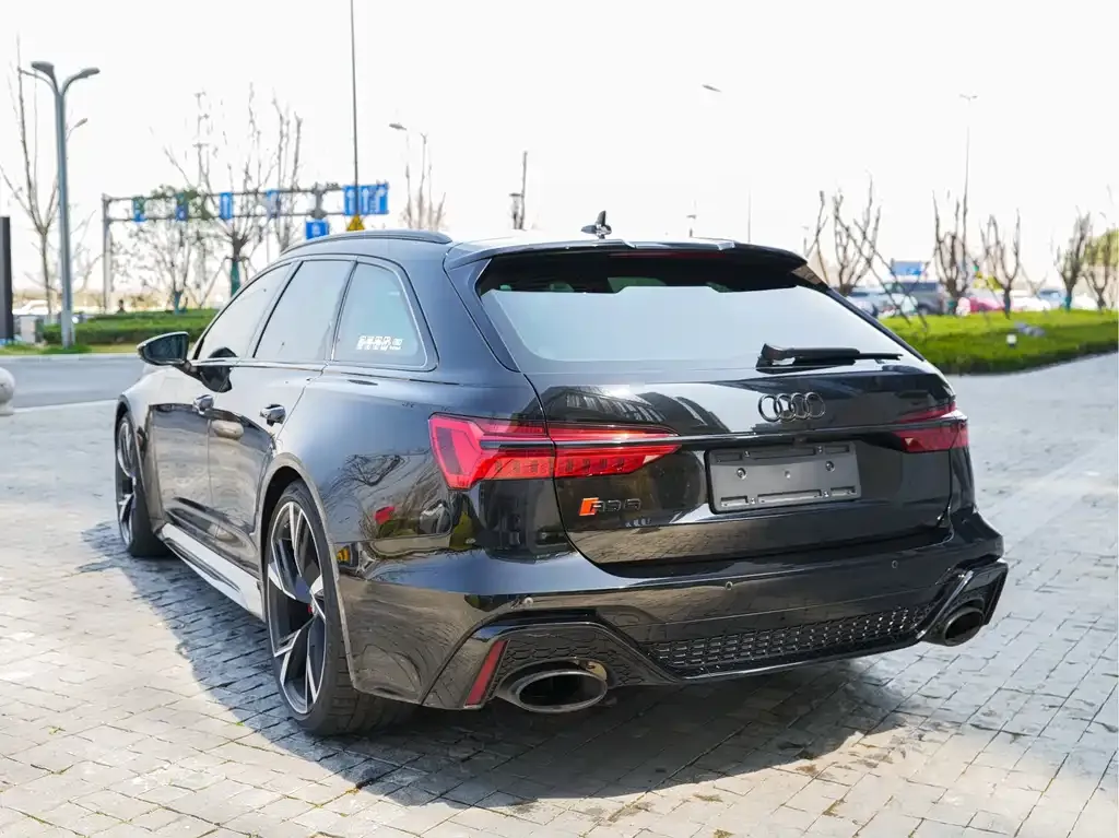 Audi RS 6 2021 из CN, фото 3