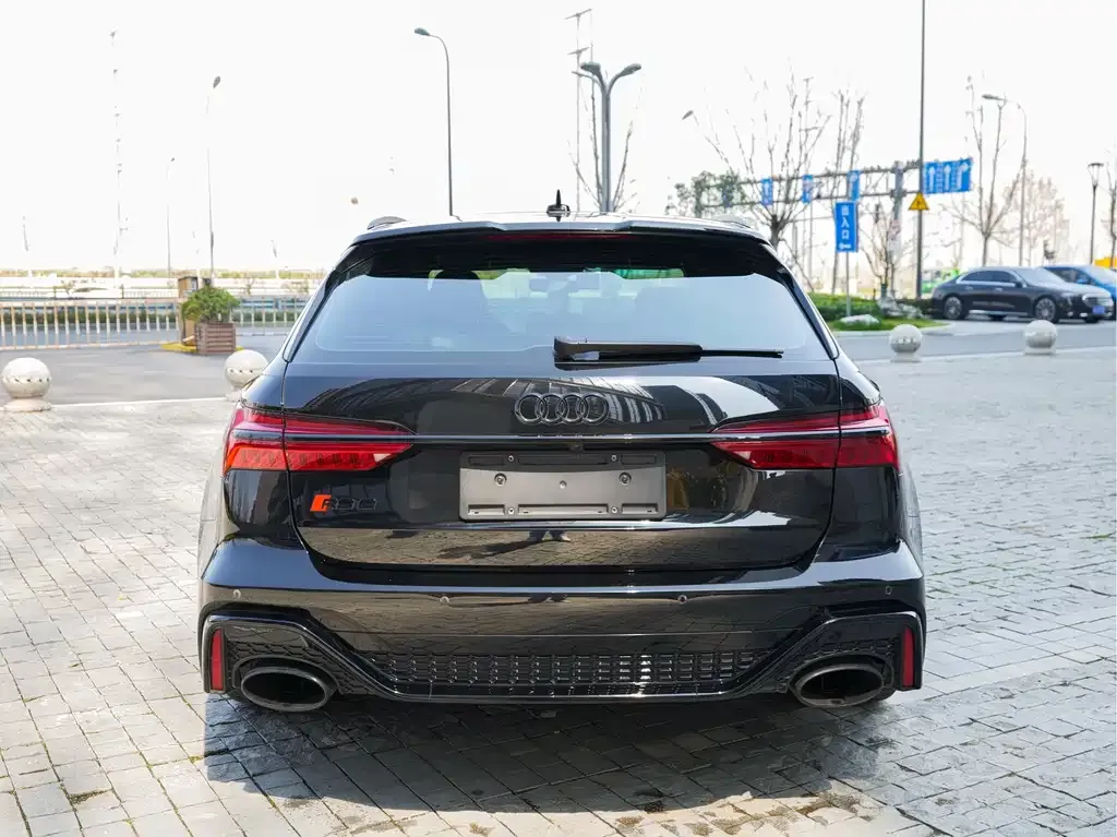 Audi RS 6 2021 из CN, фото 7