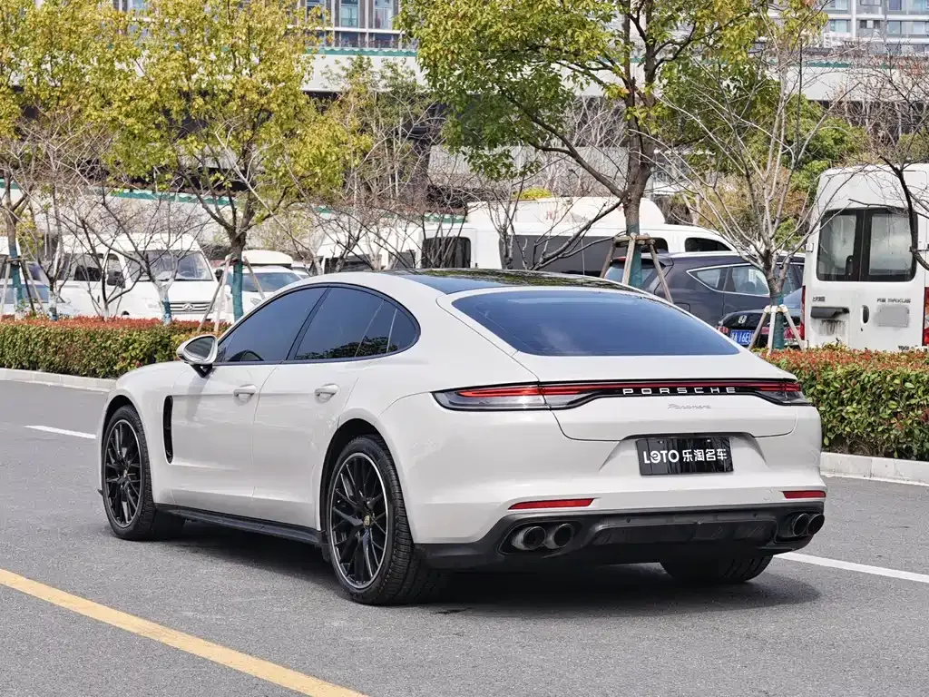 Porsche Panamera 2022 из CN, фото 9