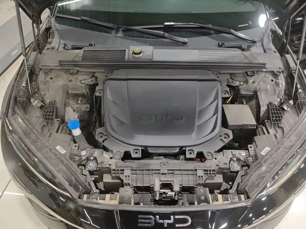 BYD Seal — фото 6