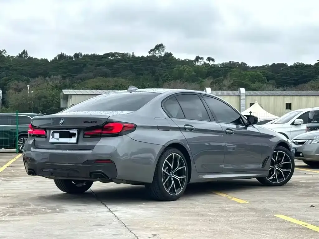 BMW 5 Series (Import) 2022 из CN, фото 3
