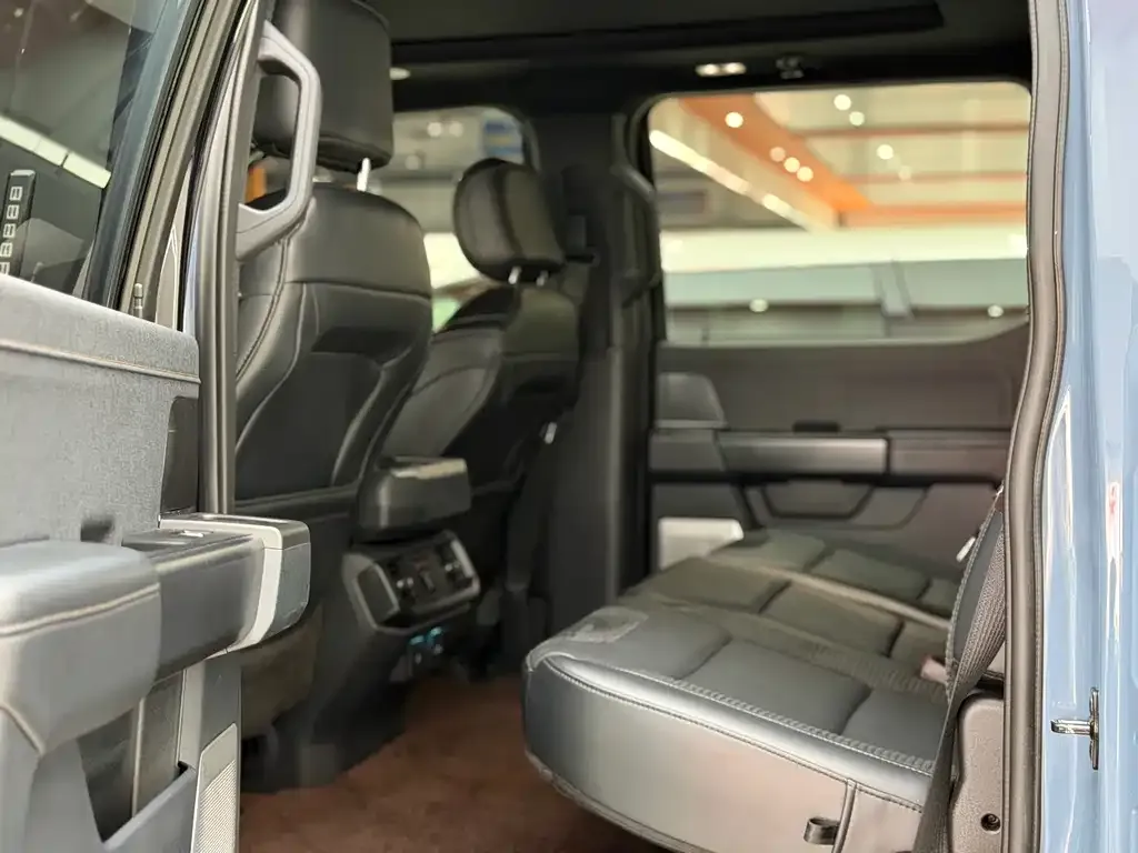 Ford F-150 Raptor 2024 из CN, фото 6
