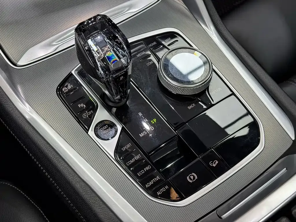 BMW X6 2021 из CN, фото 8