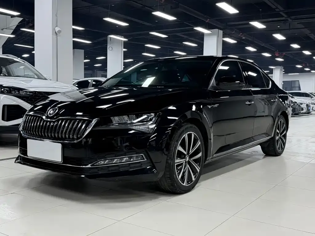 Skoda Superb 2022 из CN, фото 1