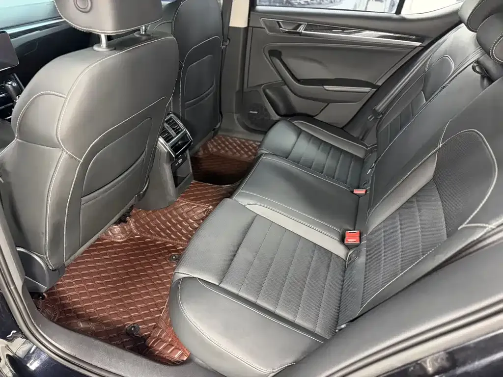 Skoda Superb 2022 из CN, фото 7