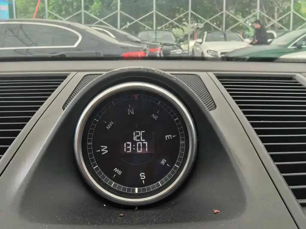 Porsche Macan 2021 из CN, фото 6