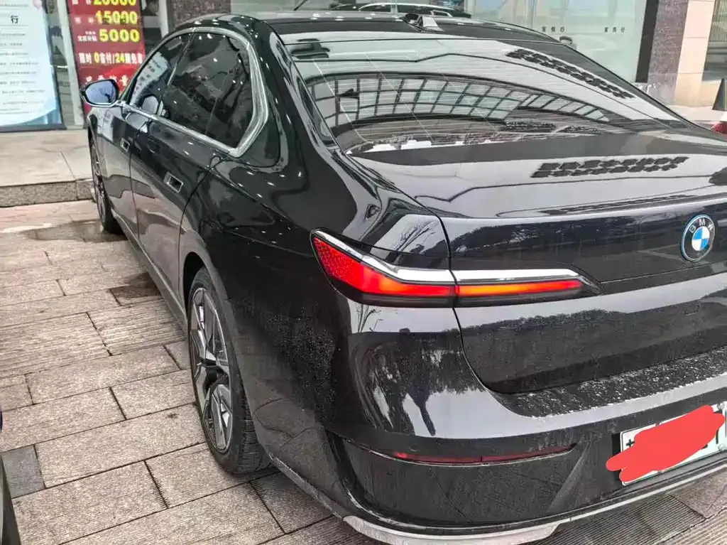 BMW i7 2024 из CN, фото 5