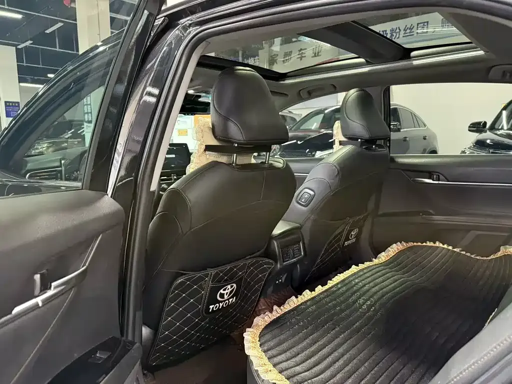 Toyota Camry 2022 из CN, фото 5