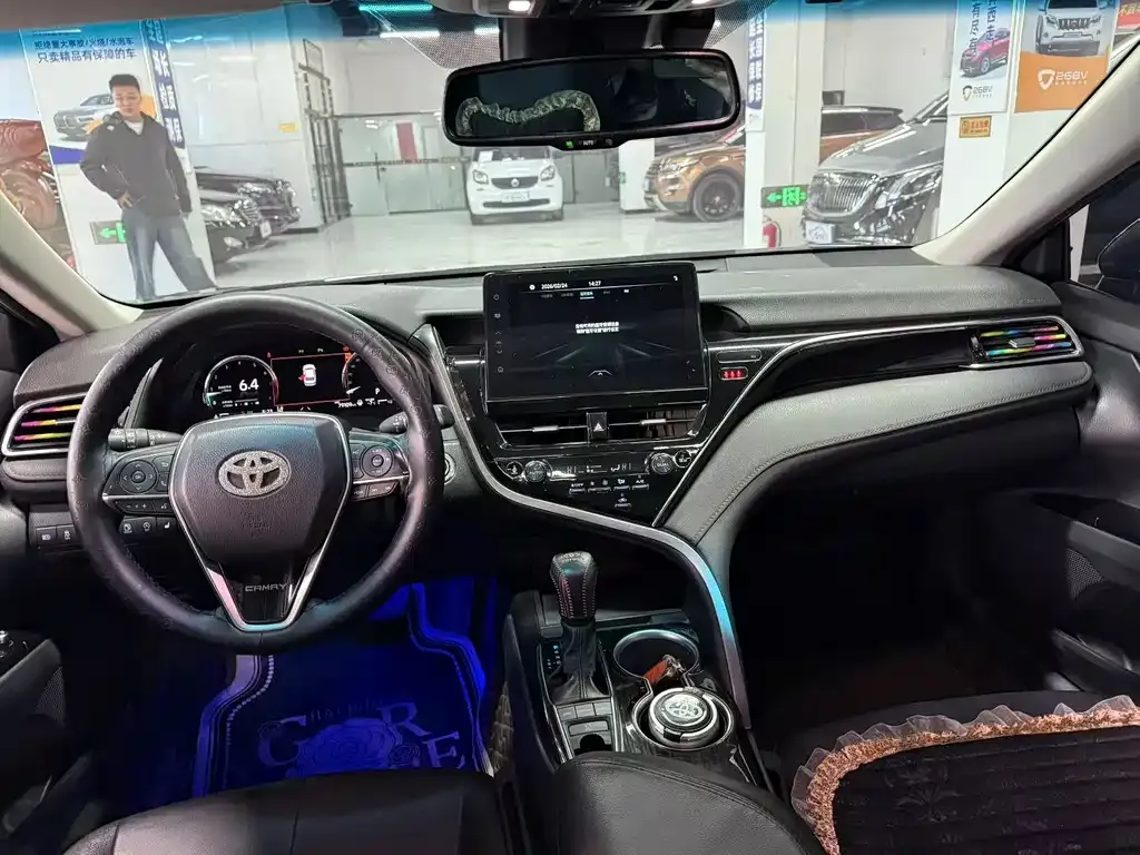 Toyota Camry 2022 из CN, фото 4