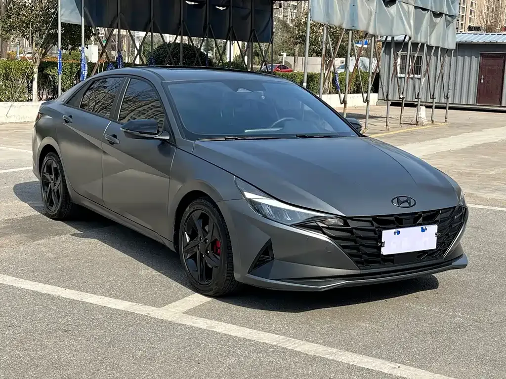 Hyundai Elantra — фото 5