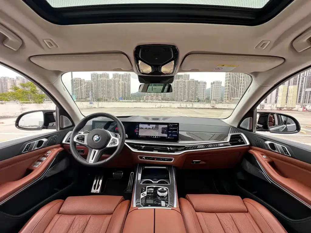 BMW X7 M60i 2025 из CN, фото 10