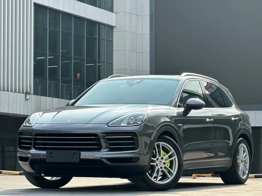 Porsche Cayenne Hybrid — фото 9