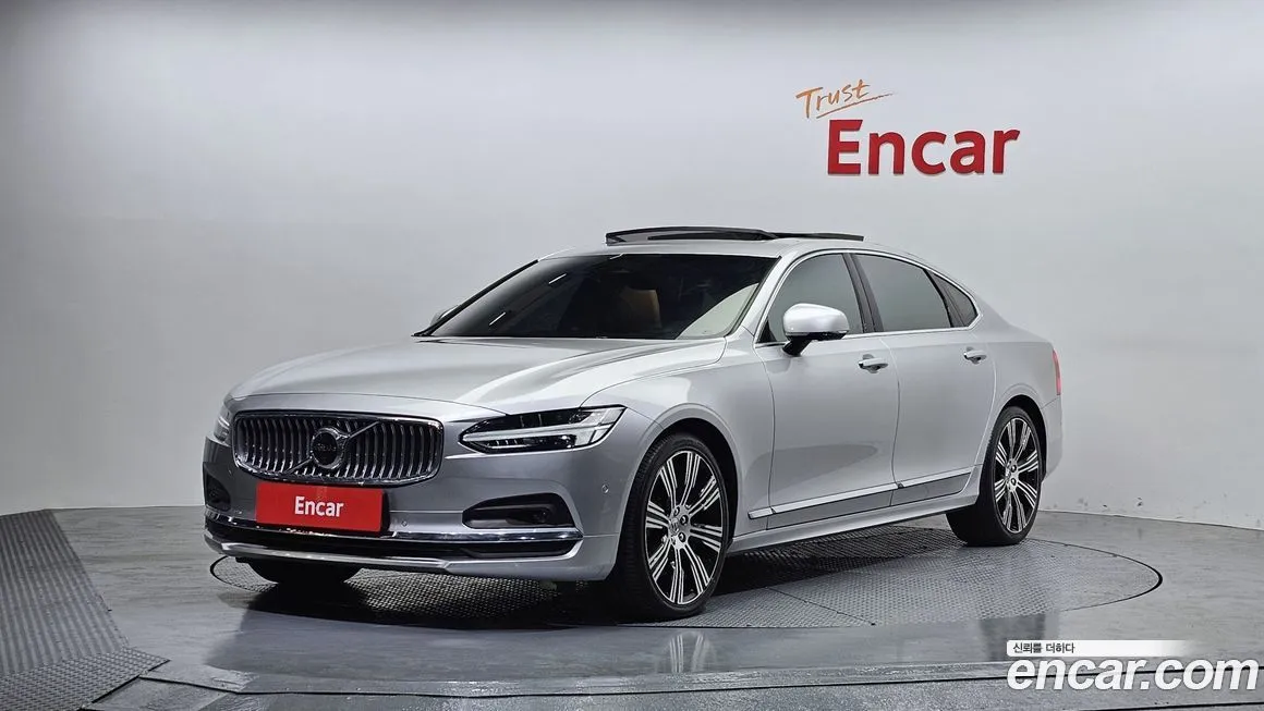 Volvo S90 — фото 1