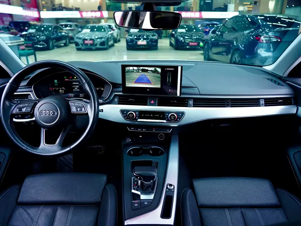 Audi A4L 2022 из CN, фото 8