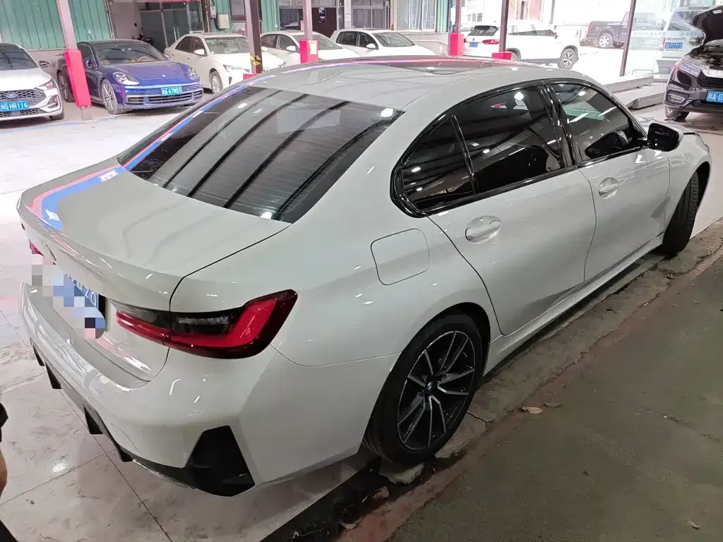 BMW 3 Series 2023 из CN, фото 3