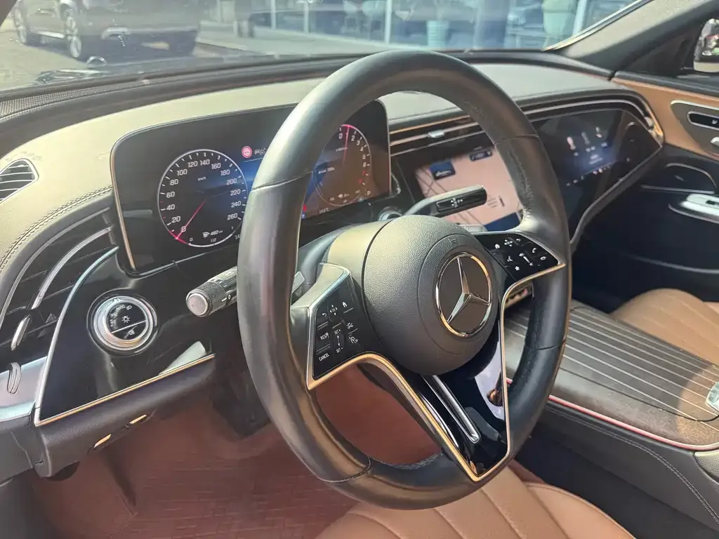 Mercedes-Benz E-Class New Energy — фото 4