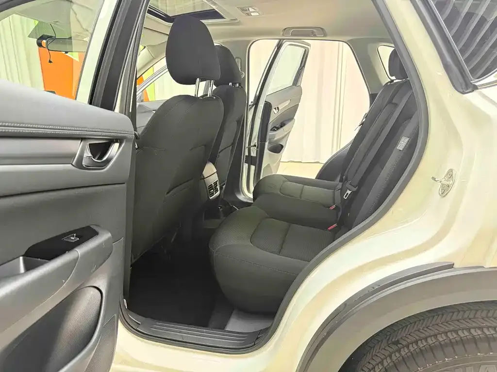 Mazda CX-5 2022 из CN, фото 10