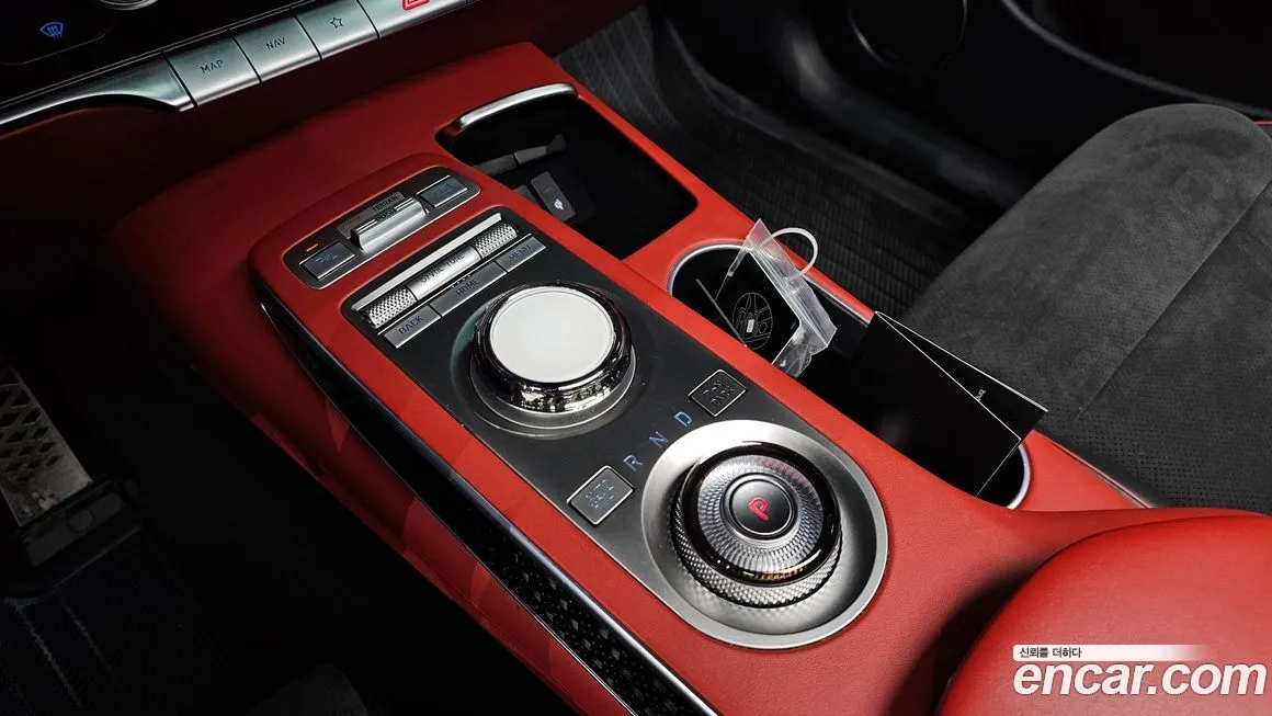 Genesis GV70 2023 из KR, фото 3