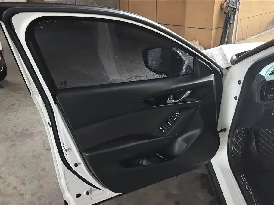 Mazda CX-4 2023 из CN, фото 5