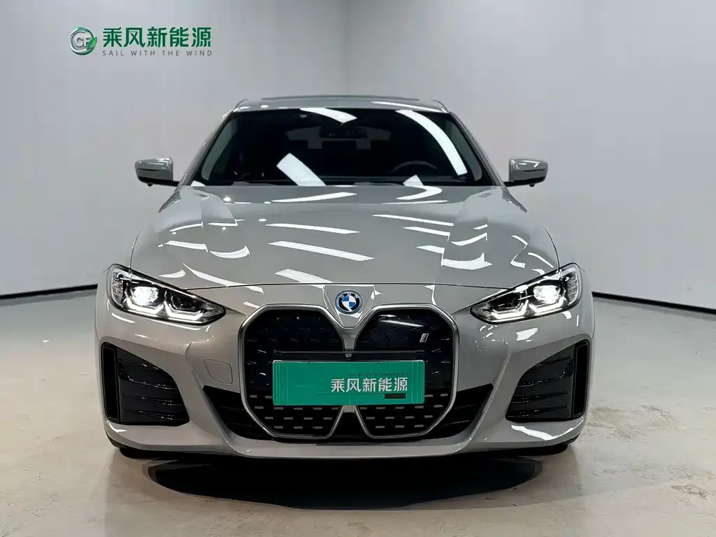 BMW i4 — фото 2