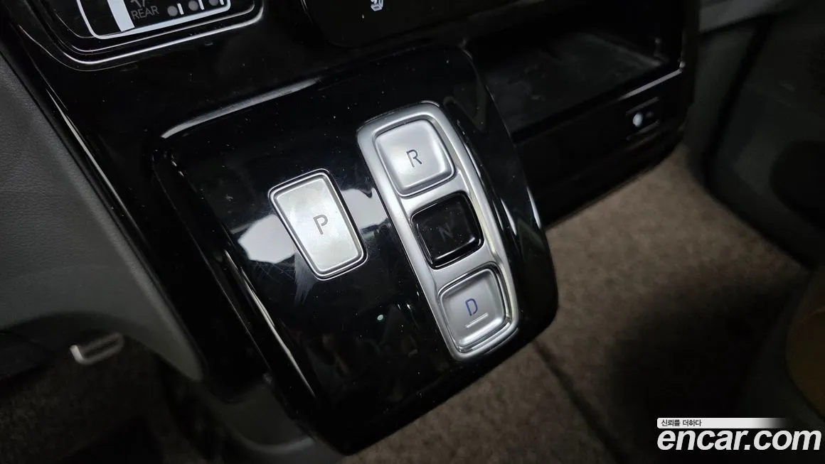 Hyundai Staria 2022 из KR, фото 3