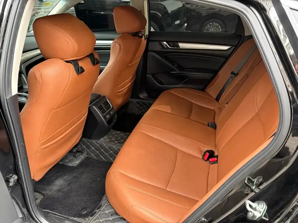 Honda Accord 2021 из CN, фото 5
