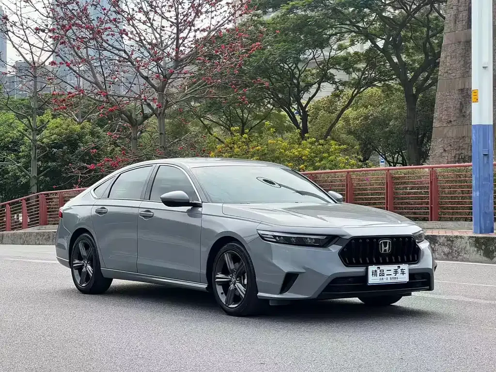 Honda Inspire — фото 10