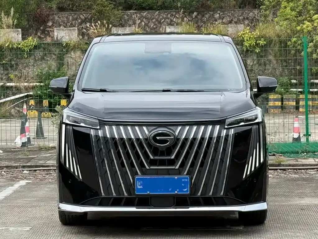 GAC Motor Trumpchi M8 — фото 3