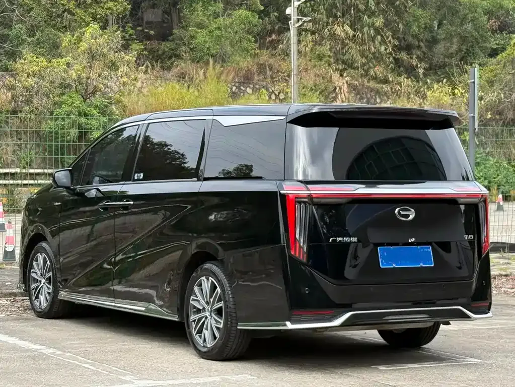 GAC Motor Trumpchi M8 — фото 2