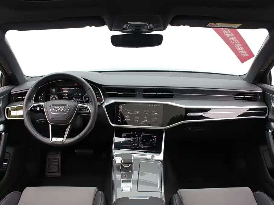 Audi A6L 2021 из CN, фото 7