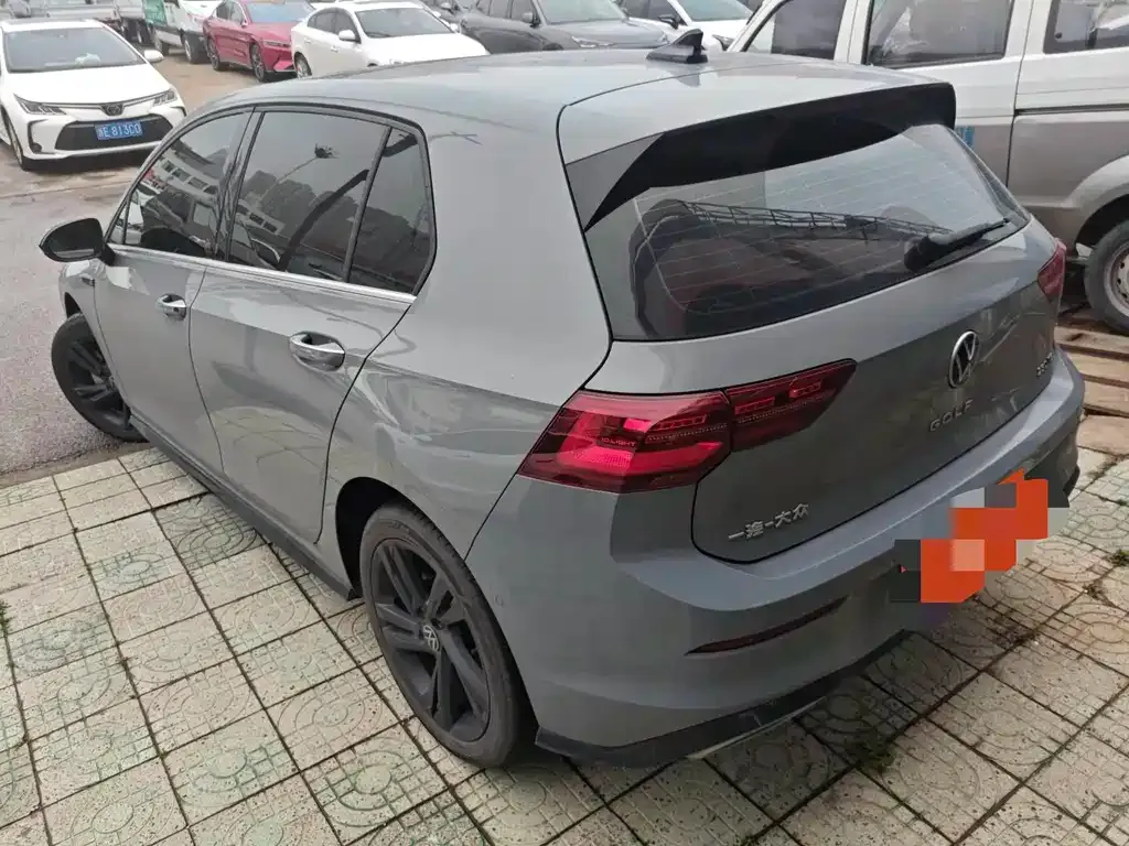 Volkswagen Golf 2023 из CN, фото 9