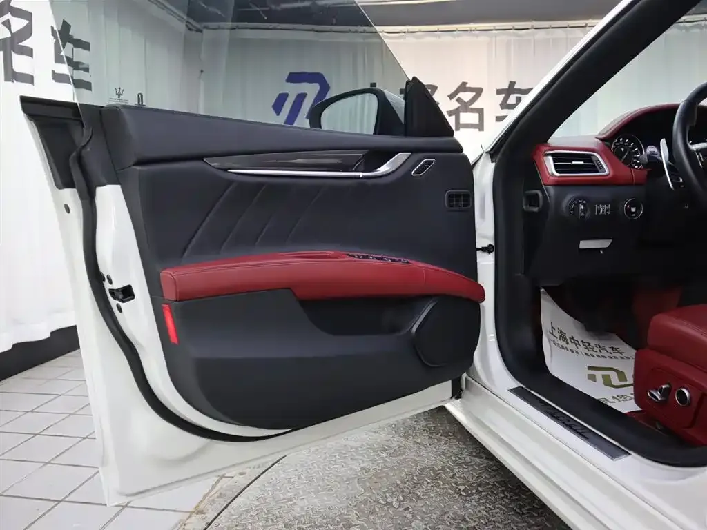 Maserati Ghibli 2023 из CN, фото 10