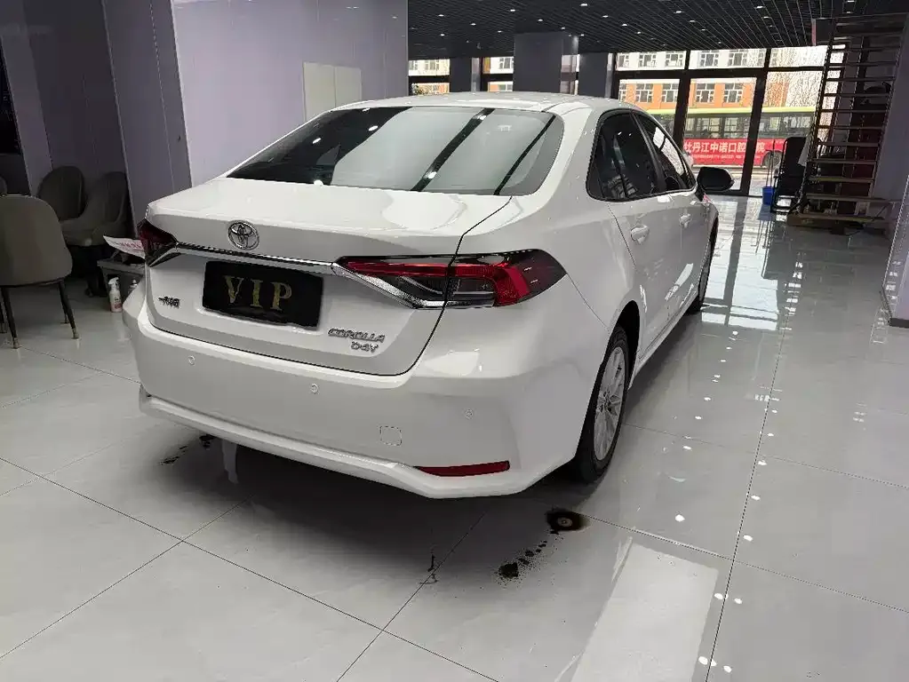 Toyota Corolla 2022 из CN, фото 5