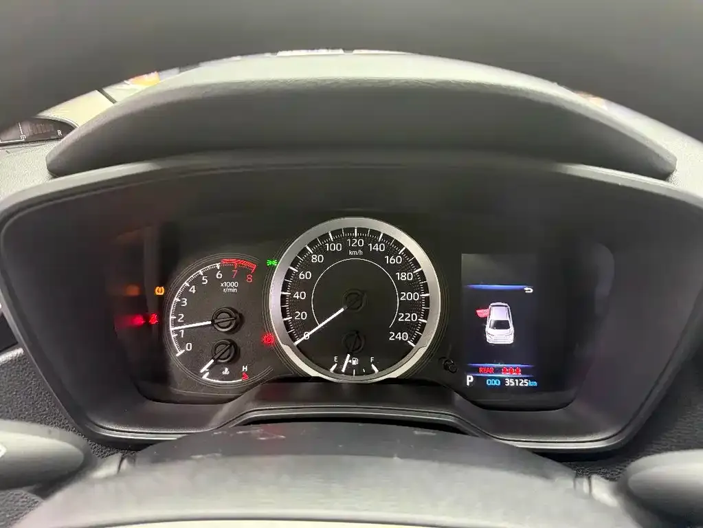 Toyota Corolla 2022 из CN, фото 9
